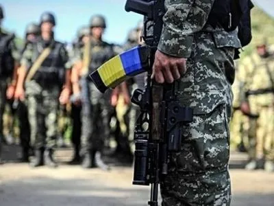 В результате обстрела из танков и минометов у Авдеевки погибли два украинских бойца