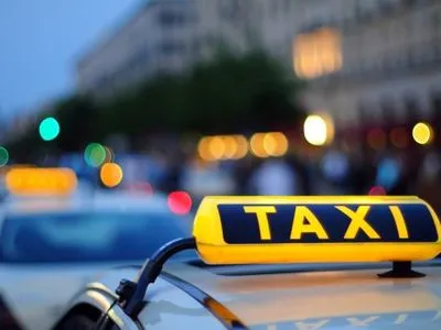 Бойцы АТО в Днепре создали "военное такси"