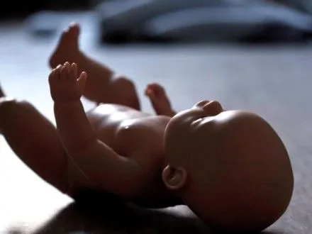 Женщина выбросила младенца в ведро в Николаевской области