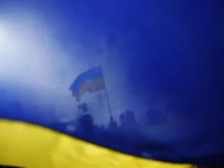 Президент поручил организовать празднование 21-й годовщины Конституции Украины