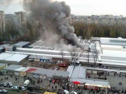 Провоохранители открыли уголовное производство по факту пожара на рынке в Одесе