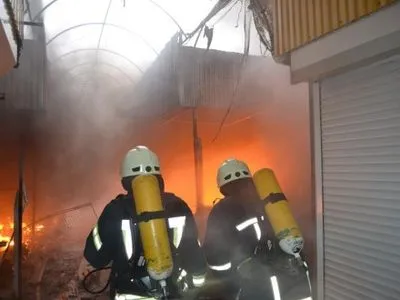 В результате пожара на рынке "Северный" в Одессе уничтожено 143 торговых павильона