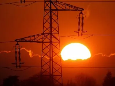 Украина остановила подачу электроэнергии в оккупированную Луганскую обл.
