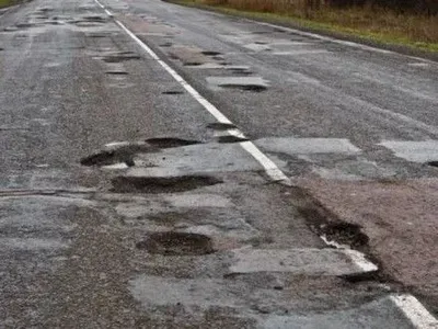 “Луцькавтодор-Сервіс” намагається стягнути 30 млн грн з бюджету за невиконаний ремонт доріг - активісти