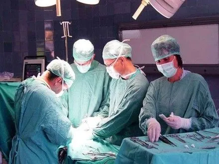 Заведующего отделением областной больницы задержали в Ивано-Франковске на взятке