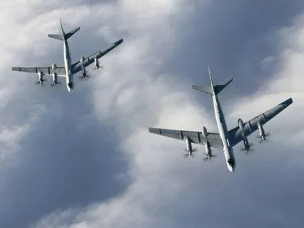 Пентагон: бомбардувальники РФ здійснили політ біля Аляски