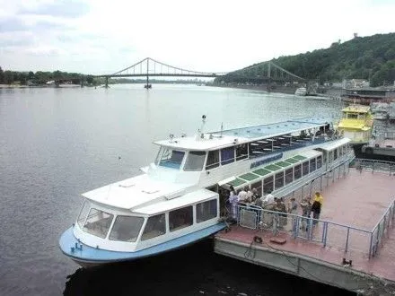 У Києві запустили пробний рейс річкового транспорту