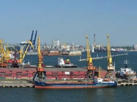 Мининфраструктуры планирует реконструировать 19 причалов украинских портов