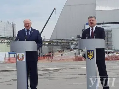 П.Порошенко и А.Лукашенко прибыли на ЧАЭС