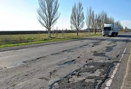Из-за неудовлетворительного состояния дорог в Запорожской области увеличилось количество ДТП - прокуратура