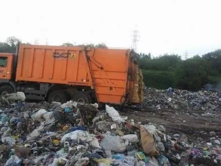 Работника свалки в Кропивницком уволили из-за львовского мусора