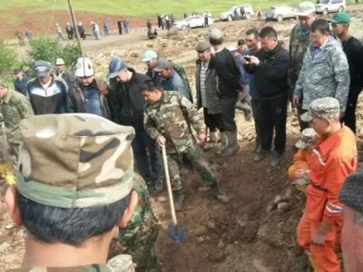 Від зсуву грунту в Киргизстані загинуло щонайменше 24 людини