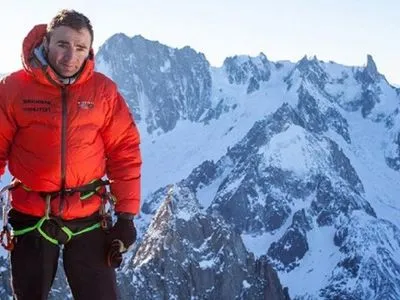 Известный швейцарский альпинист погиб при восхождении на Эверест