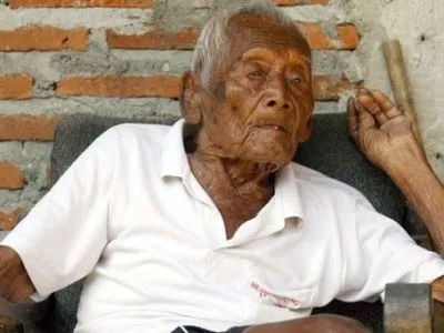 "Самый старый человек в мире" умер в Индонезии в возрасте 146 лет