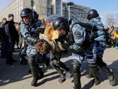 У Москві затримали учасників першотравневої ходи націоналістів