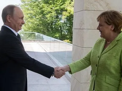 В Сочи начались переговоры В.Путина и А.Меркель