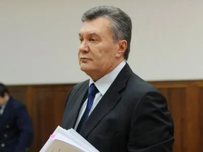 Держобвинувачення наполягатиме на заочному судовому провадженні у справі В.Януковича - Р.Кравченко (доповнено)