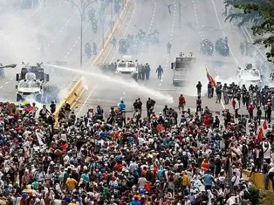 Число погибших в протестах в Венесуэле возросло до 34 человек