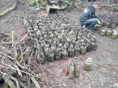 Мужчину, который закопал на огороде 150 кг марихуаны, будут судить в Ивано-Франковской области
