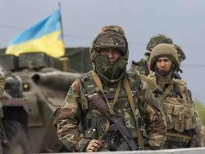 Один украинский военный получил ранения в зоне АТО - штаб