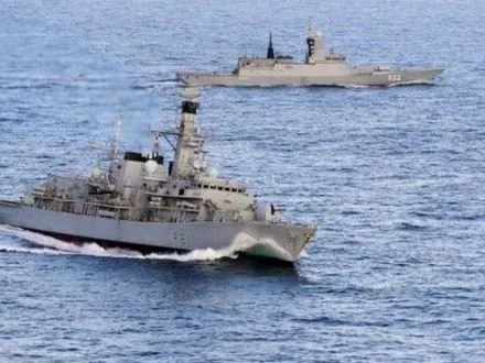 Российский корабль пытался захватить украинское судно в Черном море