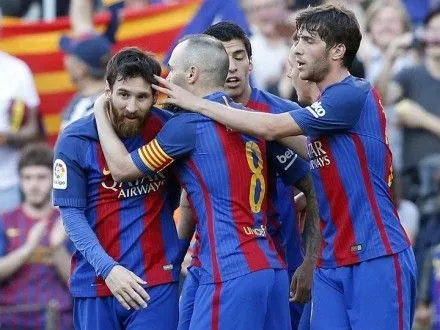 "Барселона" выиграла пятый подряд поединок в испанской Примере