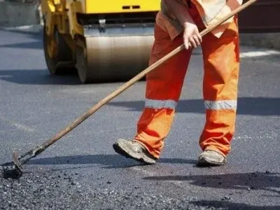 На черкаський тендер з ремонту доріг подалися компанії, звинувачені в саботажі