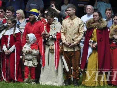 Масштабний фестиваль середньовічної культури стартував на Закарпатті