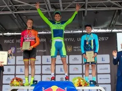 Украинец М.Кононенко победил в международных велогонках Race Horizon Park