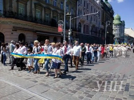 Свято Героїв відзначили у Львові урочистою ходою