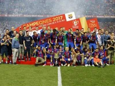 "Барселона" в третий раз подряд выиграла Кубок Испании