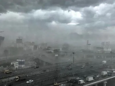 Через ураган в Москві постраждали більше 100 осіб