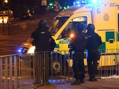 Полиция арестовала 16-го подозреваемого по делу теракта в Манчестере