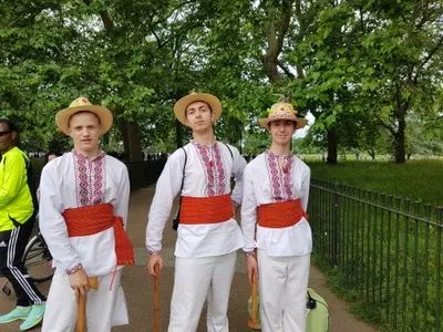 Українці у Лондоні відзначили День вишиванки маршем