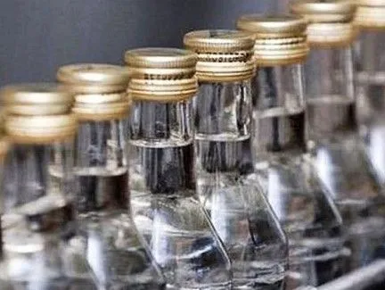 На Запоріжжі контрафактний алкоголь продавали через Інтернет