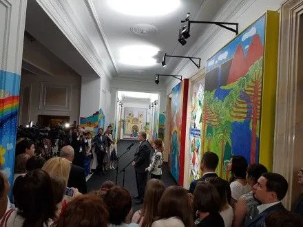 prezident-ne-viklyuchiv-scho-na-samit-ukrayina-yes-pribudut-lideri-velikoyi-simki