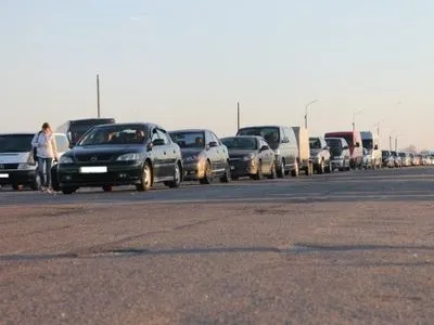 Из-за действий оккупантов на админграницах с оккупированным Крымом в очереди собралось около 100 авто