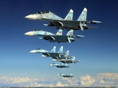 РФ по тривозі підняла винищувачі Су-27 у Криму