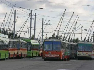 Завтра в Луцьку зупиняться тролейбуси: комунальники оголошують страйк