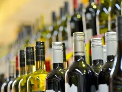 В Киеве отменен запрет на продажу алкоголя ночью - АМКУ