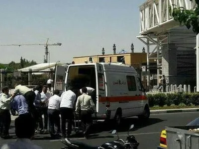 За нападения на иранский парламент восемь раненых, один погиб