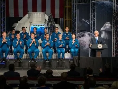 NASA відібрало 12 осіб для польоту на Марс
