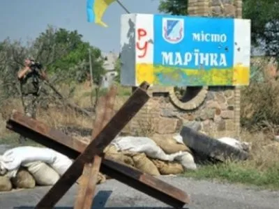 Боевики обстреляли жилые кварталы Марьинки, ранена женщина