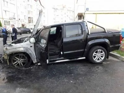 Автомобиль народного депутата сгорел в Луцке