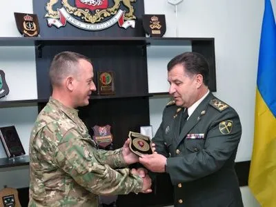 Министр обороны Украины посетил Школу подготовки сержантов в Грузии