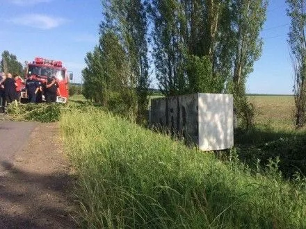Водитель погиб в результате опрокидывания грузовика в Кировоградской обл.