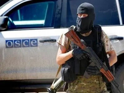Передвижения наблюдателей ОБСЕ на Донбассе прошлой неделе ограничили 14 раз - А.Хуг