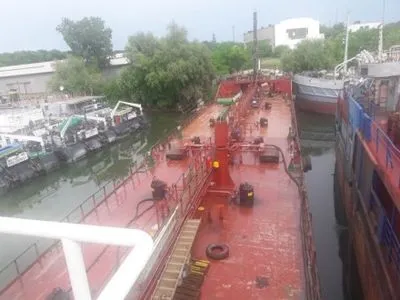 В Одесской области задержали судно, которым переправляли моряков в Крым