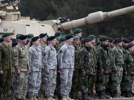 Масштабные военные учения НАТО начались в Литве