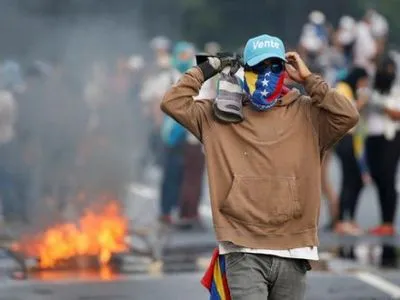 Лидер венесуэльской оппозиции призвал армию к восстанию
